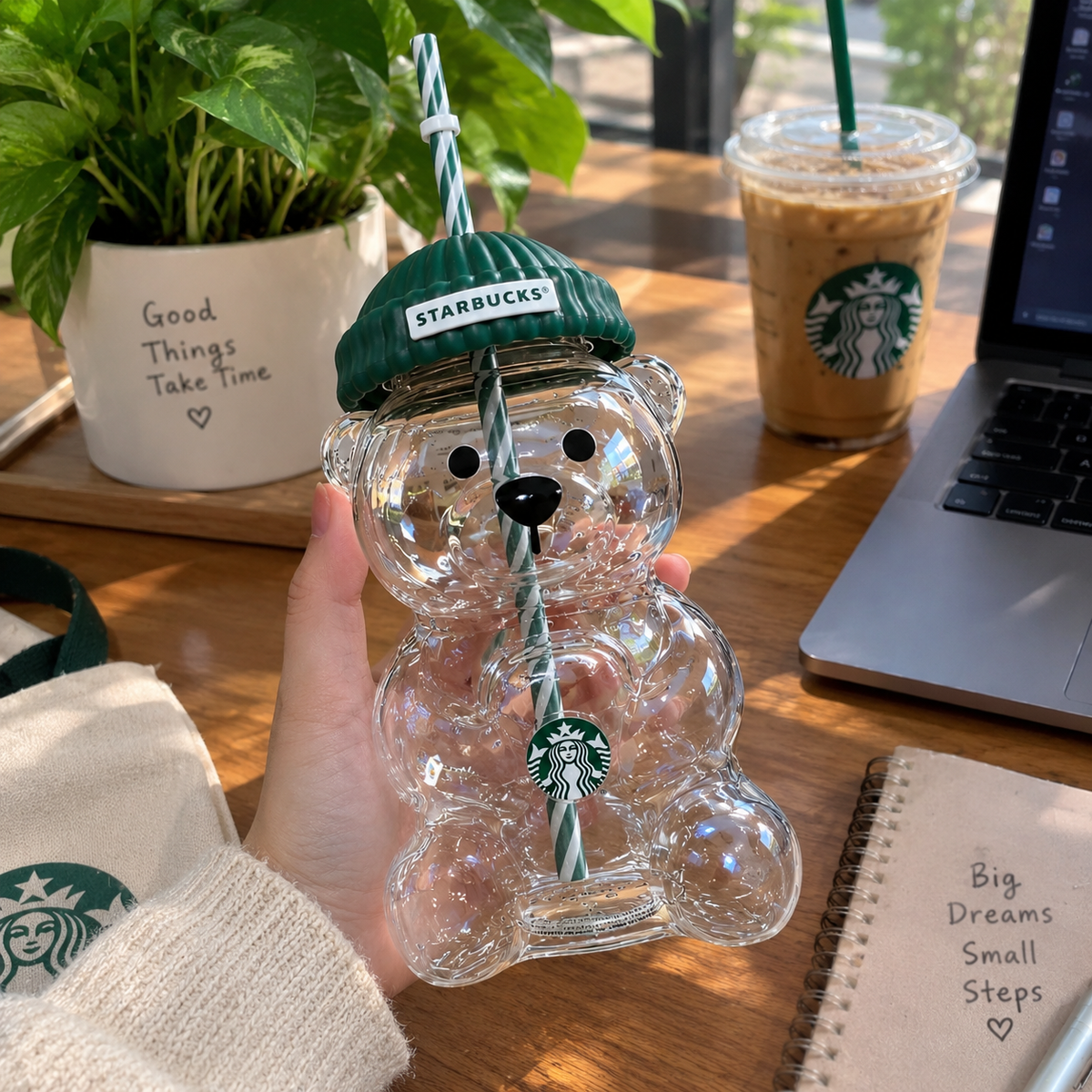 Green Bear Tumbler with Straw & Lid – Cute Bear-Shaped Reusable Drinking Cup, Aesthetic Drinkware