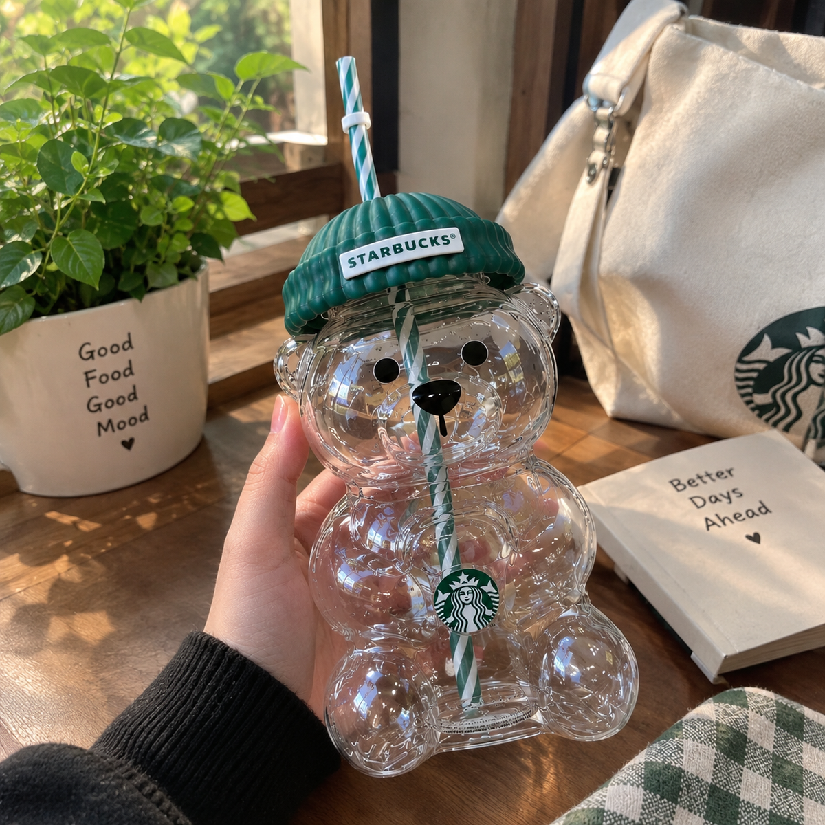 Green Bear Tumbler with Straw & Lid – Cute Bear-Shaped Reusable Drinking Cup, Aesthetic Drinkware